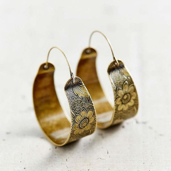 Boucles d'oreilles dorées vintage