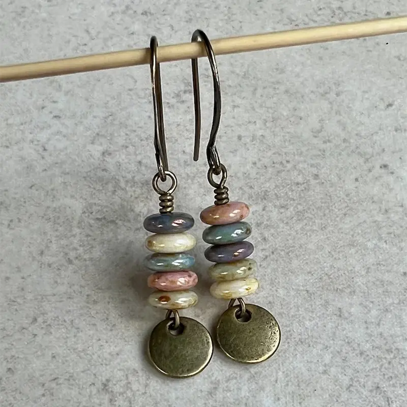 Boucles d'oreilles pendantes vintage en pierres